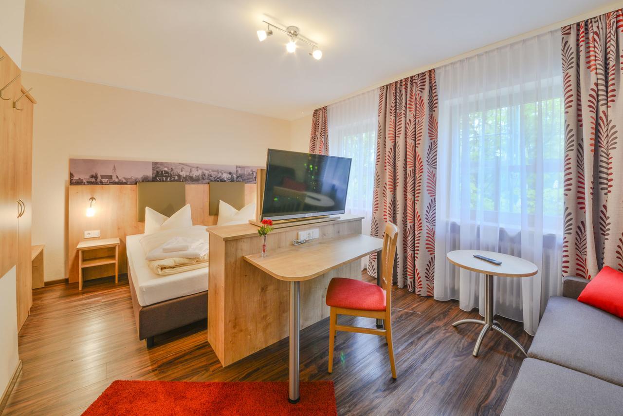 Hotel Gasthof Hainzinger Einsbach Exterior foto